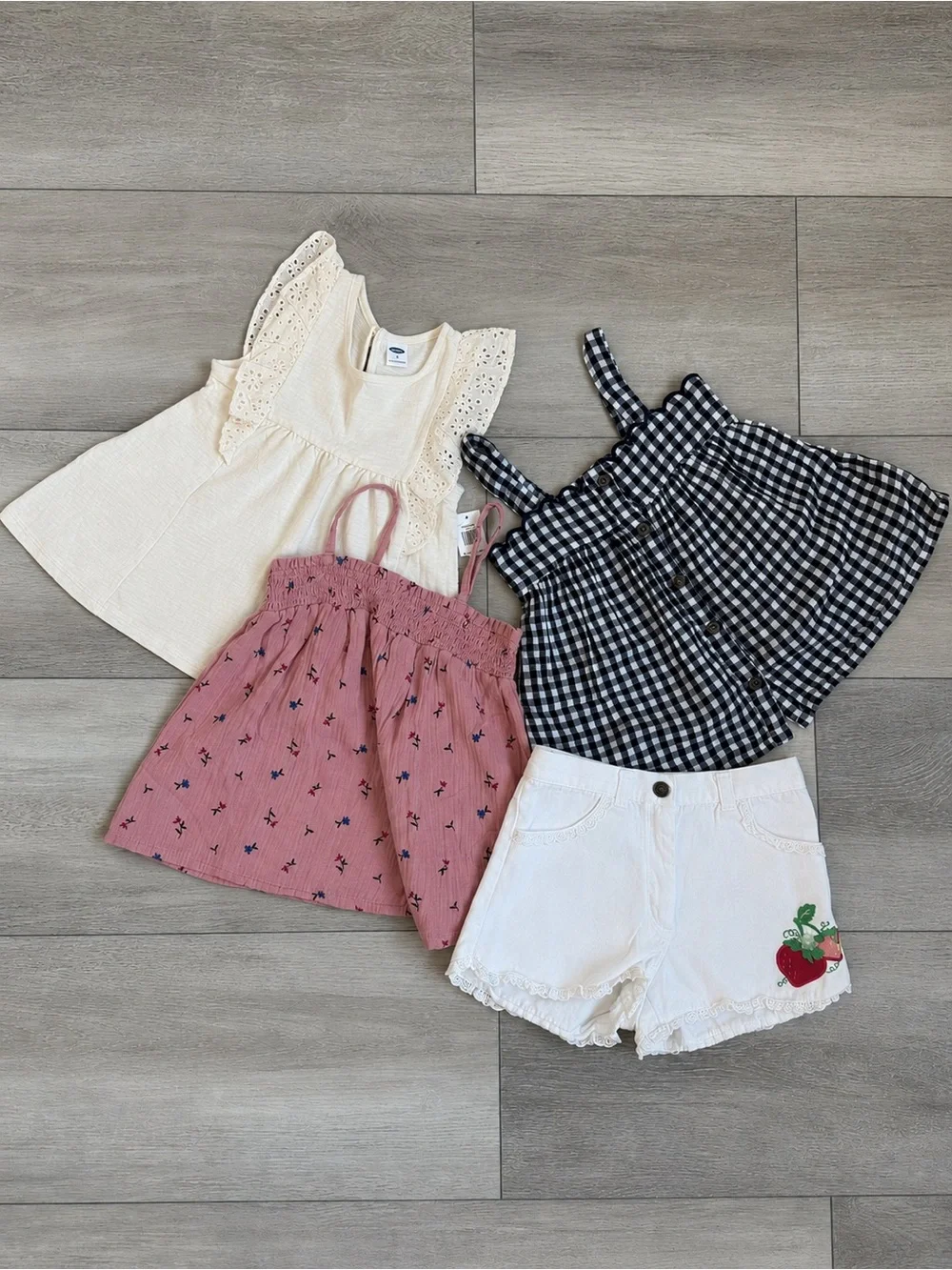 Old Navy Girls Clothing Bundle Size 3T 4T Tanks Gymboree Shorts